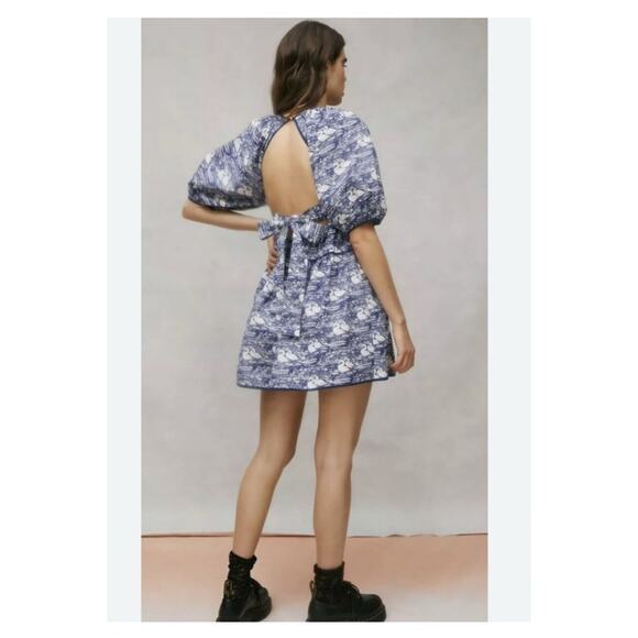 NWT Laura Ashley x Urban Outfitters Swan Puff Sleeve Mini Dress XS - Picture 1 of 8